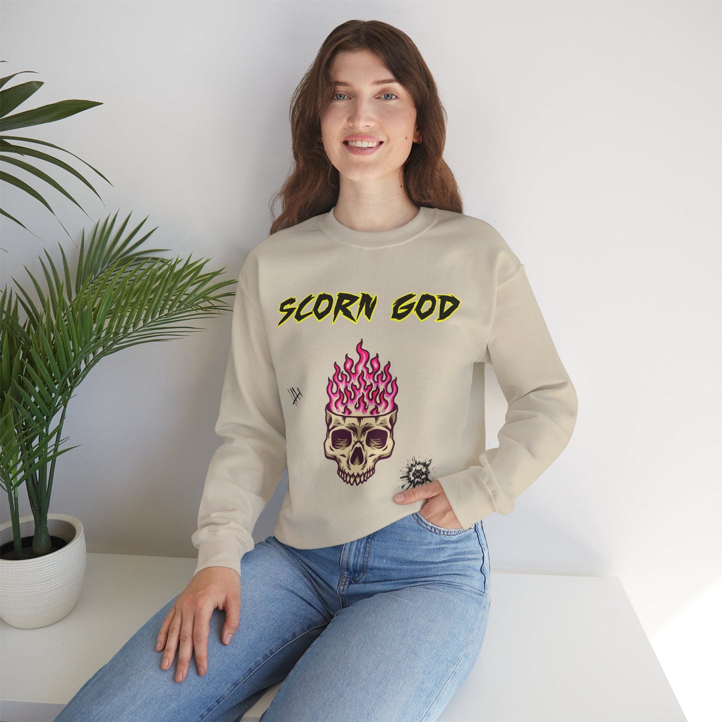 Sweatshirt / Scorn God