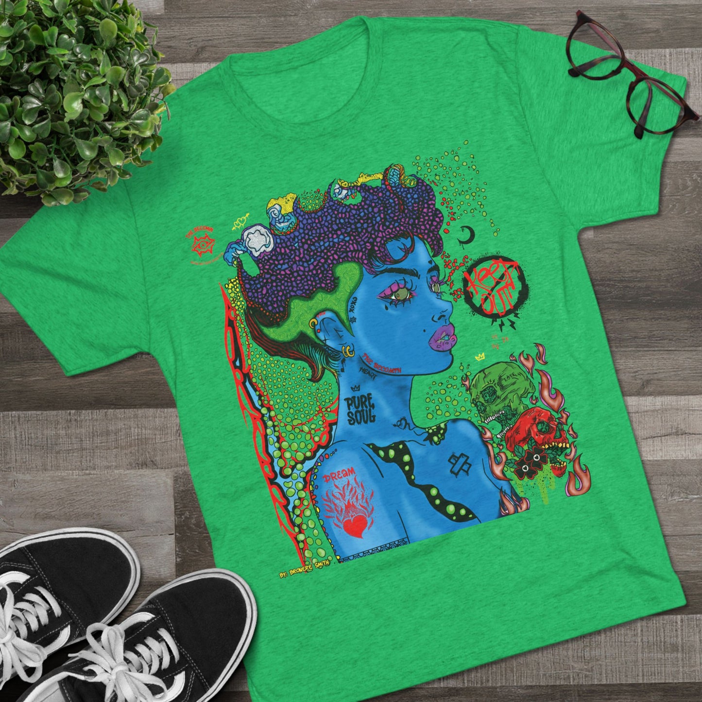 Tri-Blend T-Shirt/ Scorn Queen