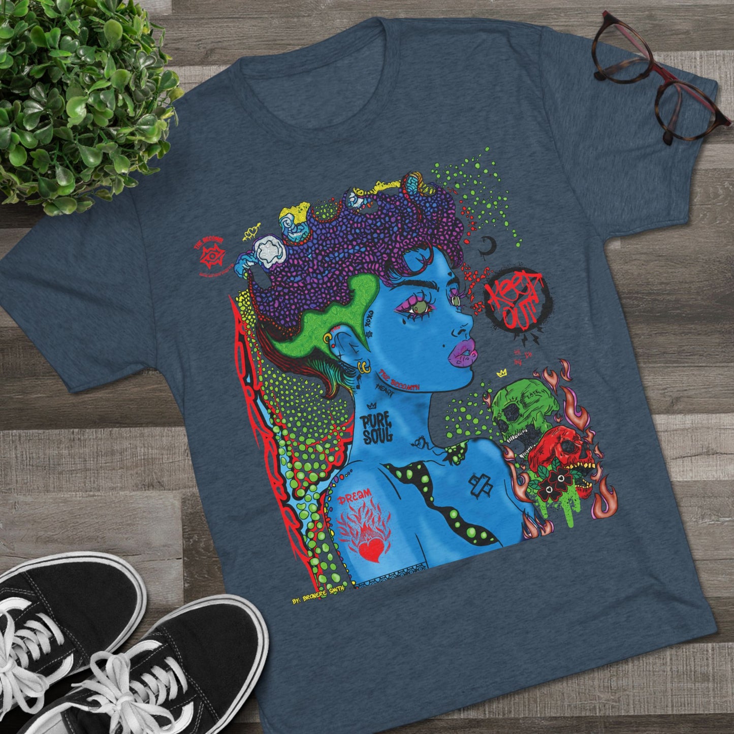 Tri-Blend T-Shirt/ Scorn Queen